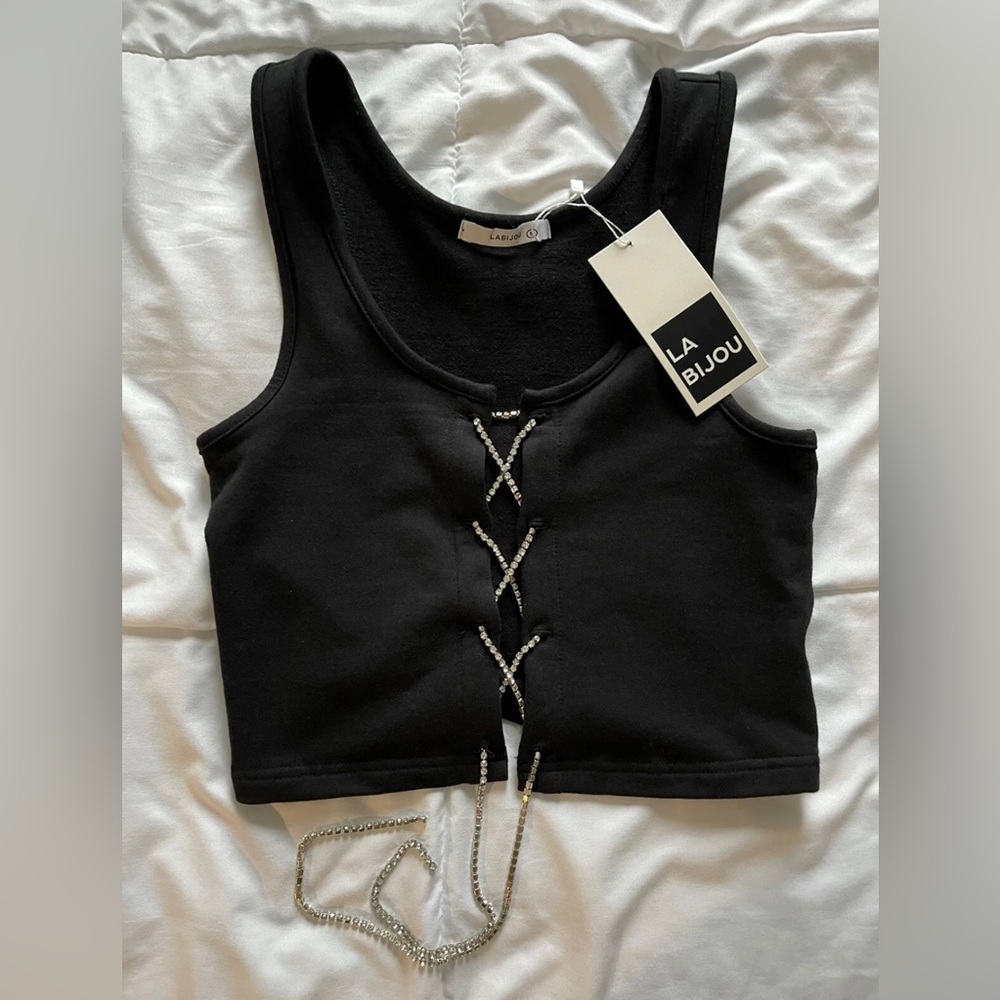 Diamond chain crop top black tank
